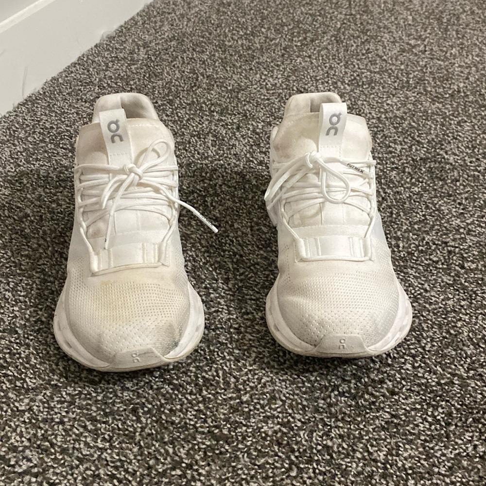 On Cloud Running Shoes